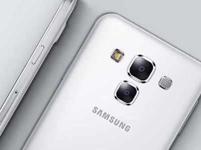 Samsung может выпустить смартфон с двойной основной камерой до конца года